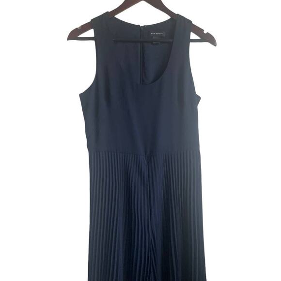 Club Monaco Jumpsuit 4 Navy Pleated Wide Leg Chic Glam Evening, Luxury Satiny - Picture 13 of 13